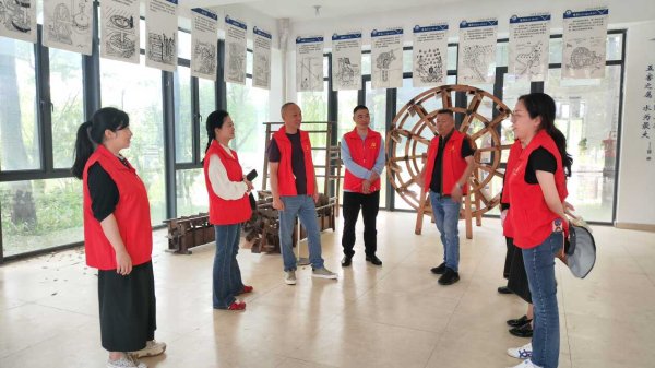 凯丰配资 成都市双流区水务局党建引领聚合力 联动巡河护碧水